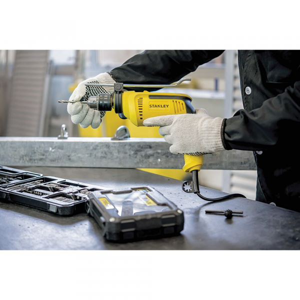 Taladro Percutor 1/2Pg Vvr 700W Stanley Sdh700-B3