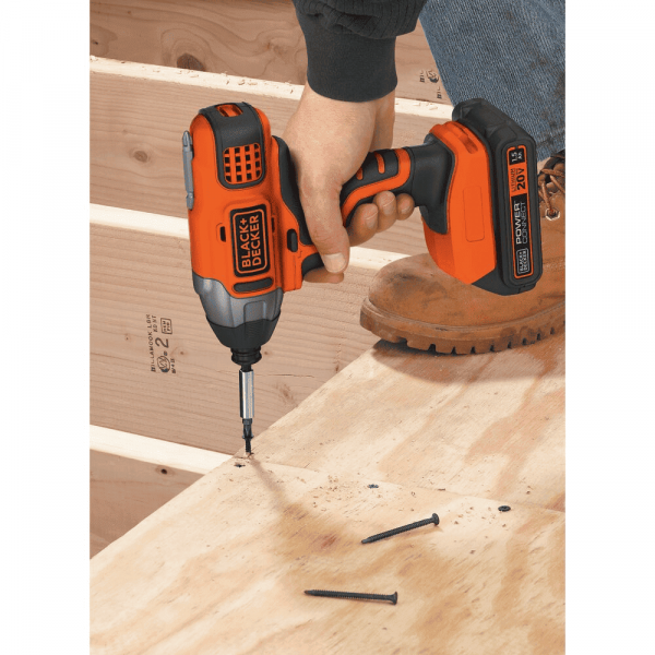 Atornillador Inalambrico Impacto 1/4 20V + 1 Bateria Black&Decker  Bdci20C